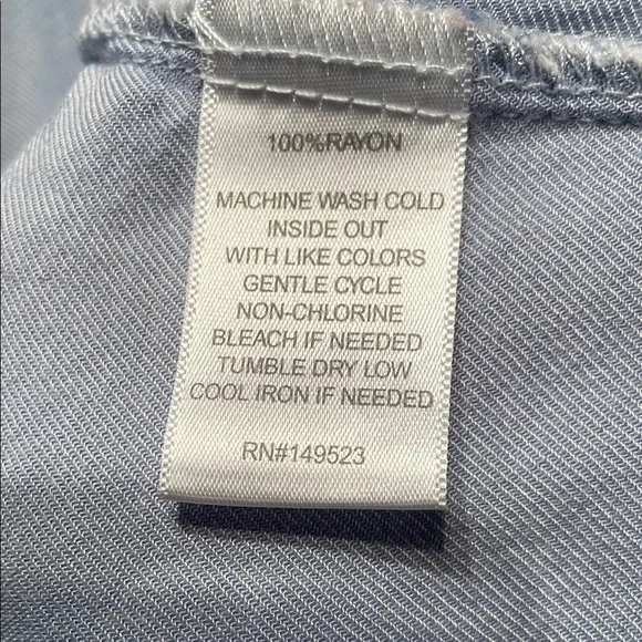 Alexandra Jordan Chambray Shirt 100% Rayon size 1X - Picture 4 of 6
